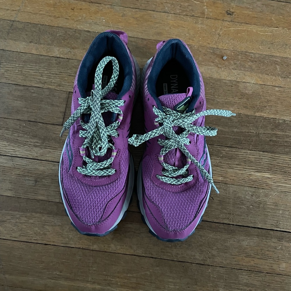 Purple Saucony Trail Running shoesW9
